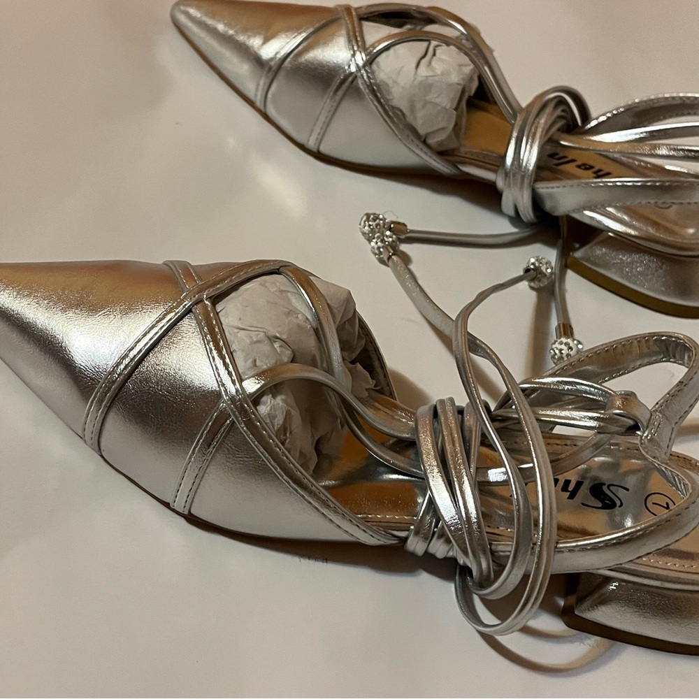 SHEIN Silver Strappy Women's Flats - Picture 3 of 4